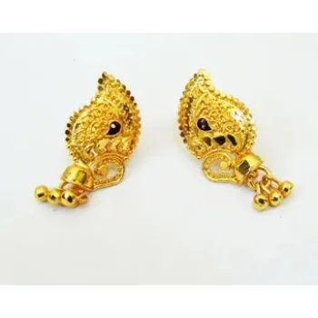 Gorgeous Gold Earring